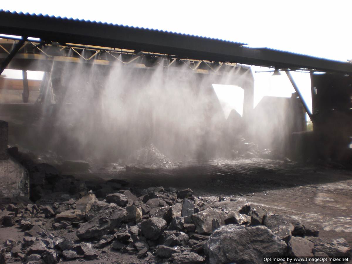 Детонация угольной пыли. Системы пылеподавления в шахте. Шахтная пыль. Оборудование пылеподавления для угля. Система пыли подавления в шахте.